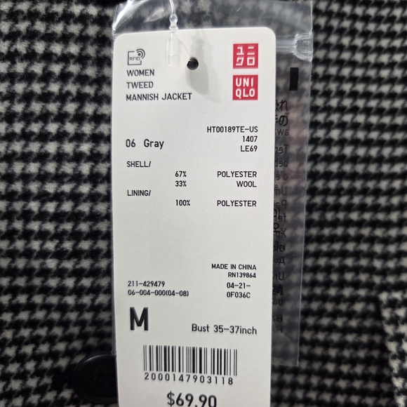 Uniqlo Women's Classic Houndstooth Blazer in Black and White - Picture 4 of 10